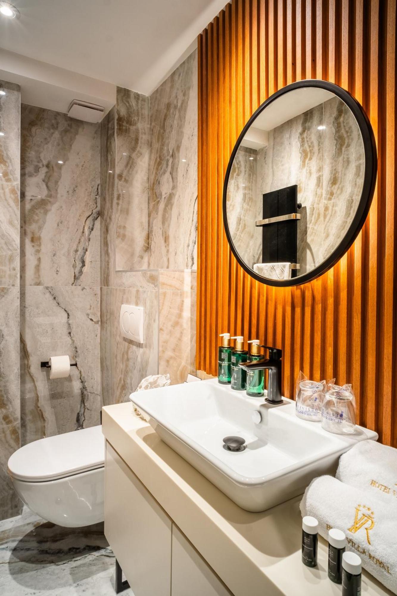 Boutique Hotel Villa Royal Тиват Екстериор снимка